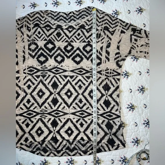 Ginger G Tribal Print Lightweight Sweater Size Large‎ Pullover Brown & Beige - Picture 6 of 10